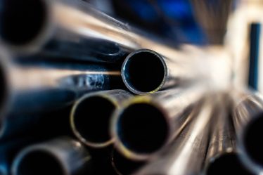Distribuidor de tubos de aço inox: 3 erros que você evita com a Mundinox